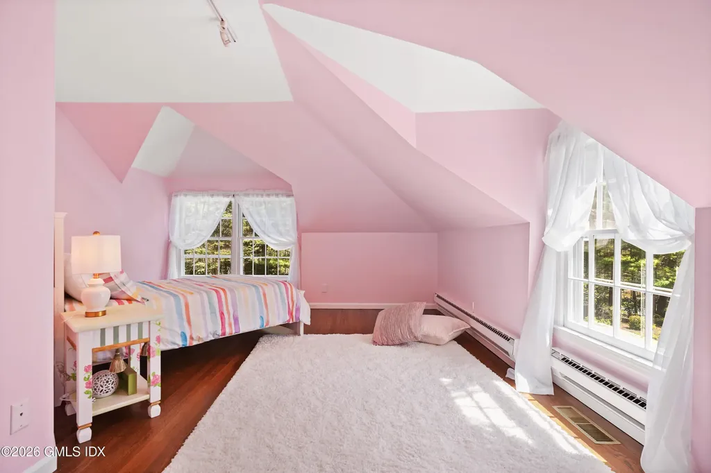 118 Butternut Hollow Road Greenwich CT 06830