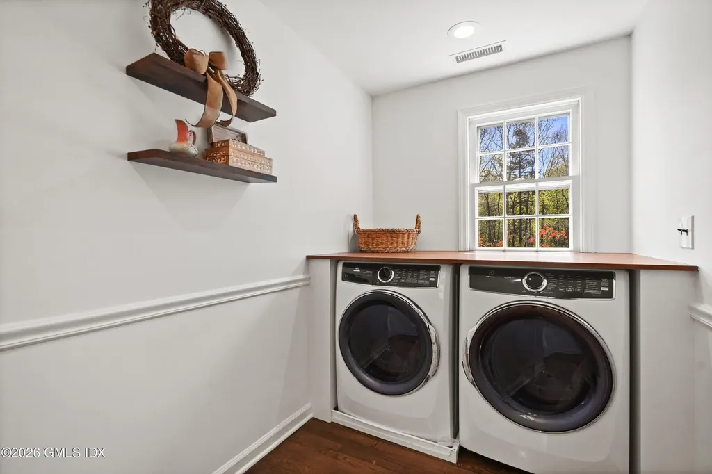 118 Butternut Hollow Road Greenwich CT 06830