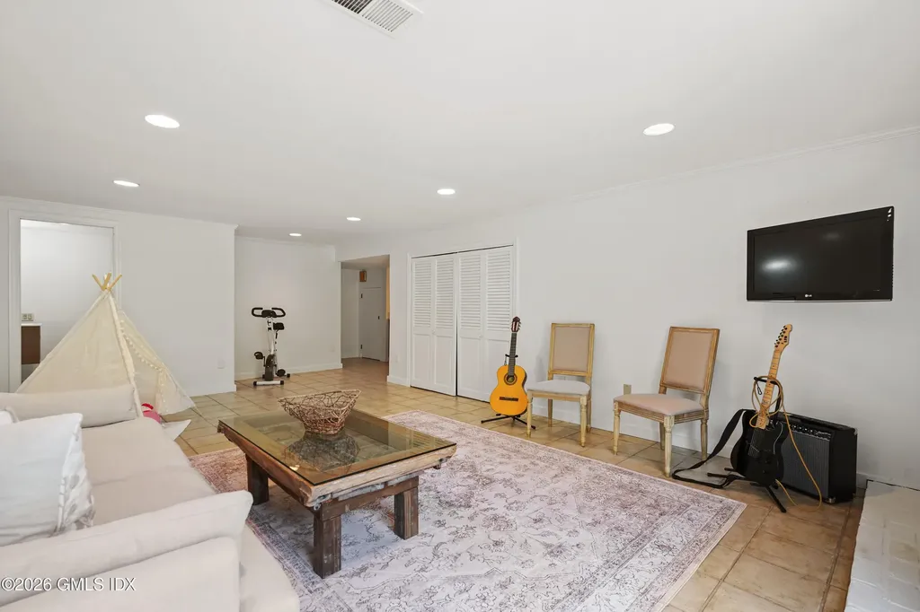 118 Butternut Hollow Road Greenwich CT 06830
