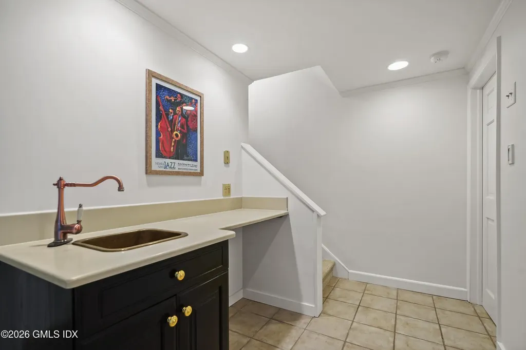 118 Butternut Hollow Road Greenwich CT 06830