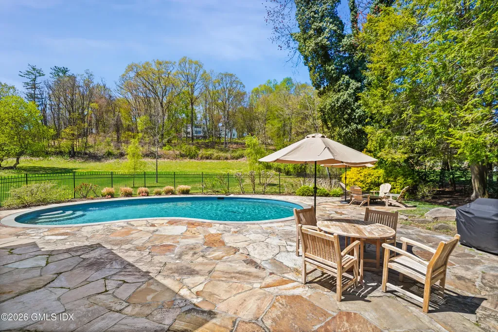 118 Butternut Hollow Road Greenwich CT 06830