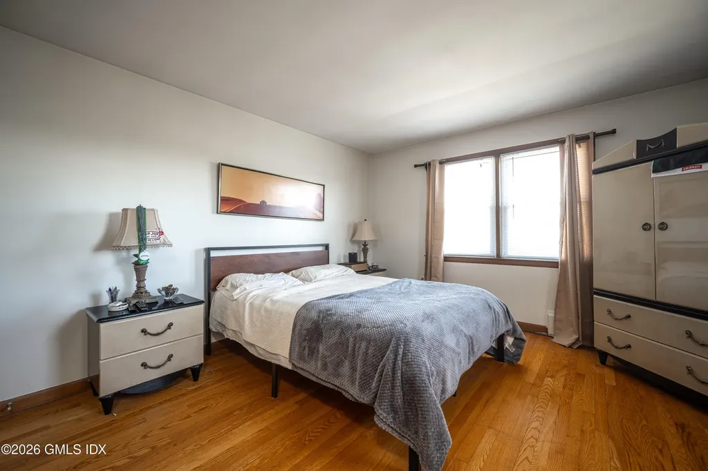72 Alvord Lane Stamford CT 06902