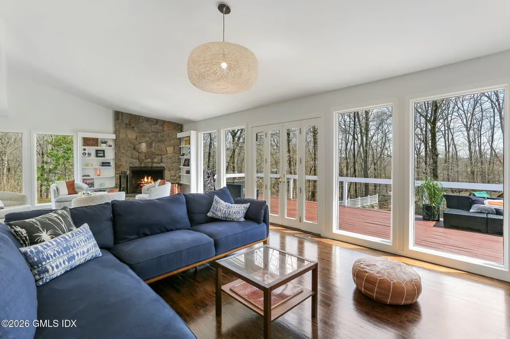 14 White Oak Lane Weston CT 06883