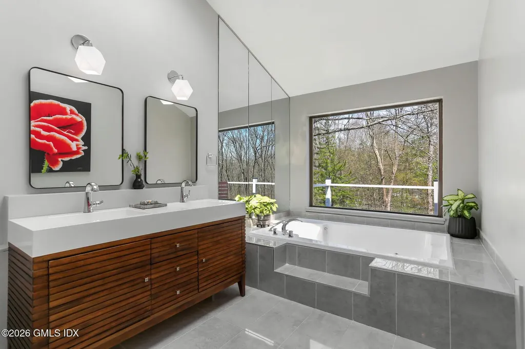 14 White Oak Lane Weston CT 06883