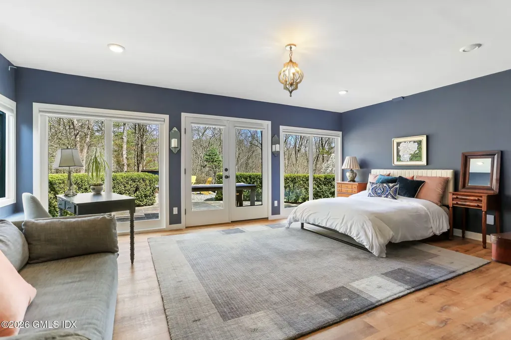 14 White Oak Lane Weston CT 06883