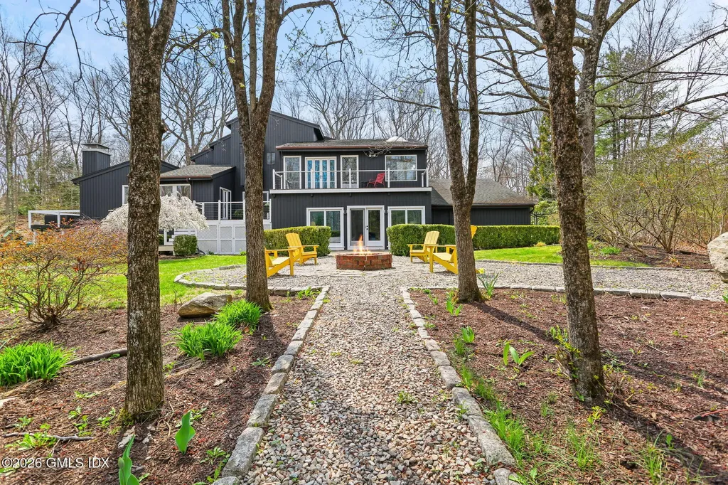 14 White Oak Lane Weston CT 06883