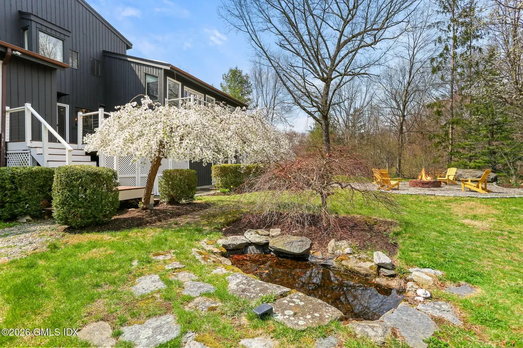 14 White Oak Lane Weston CT 06883