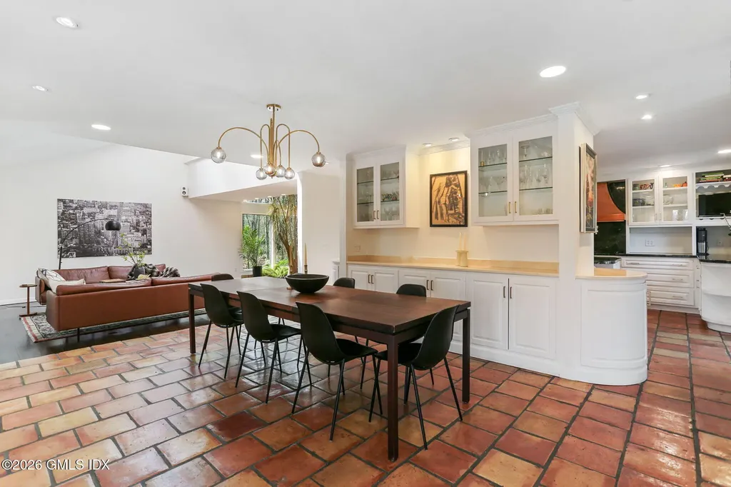 14 White Oak Lane Weston CT 06883