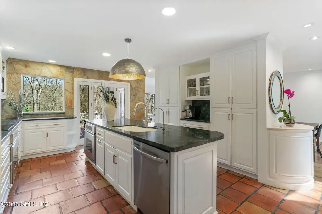 14 White Oak Lane Weston CT 06883