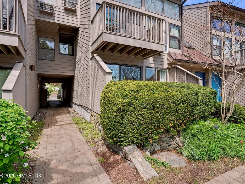 1465 E Putnam Avenue Greenwich CT 06830
