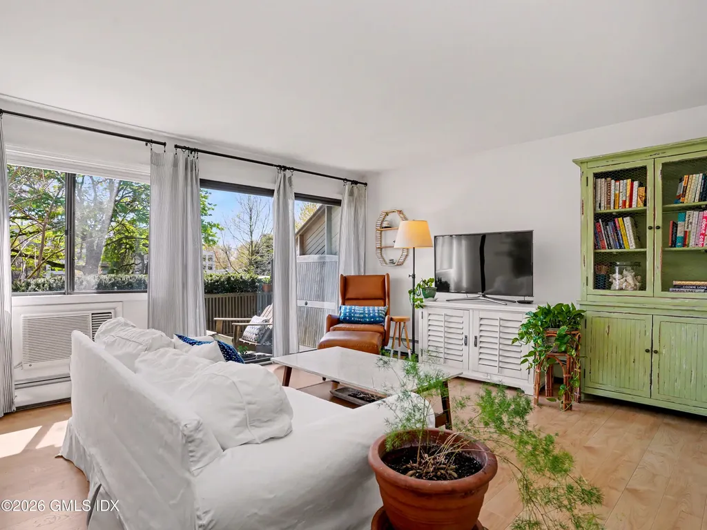 1465 E Putnam Avenue Greenwich CT 06830