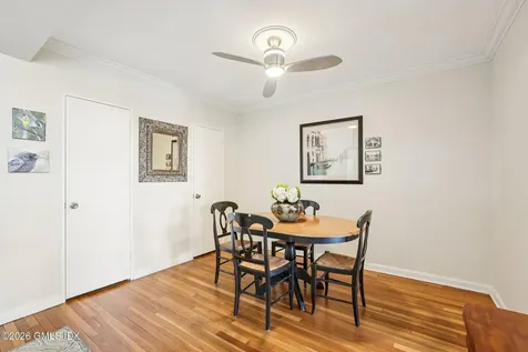 4 Putnam Hill Greenwich CT 06830