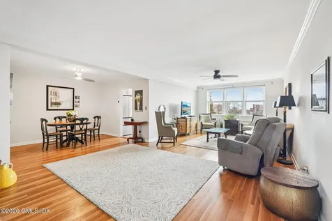 4 Putnam Hill Greenwich CT 06830