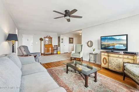 4 Putnam Hill Greenwich CT 06830