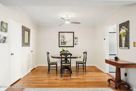 4 Putnam Hill Greenwich CT 06830