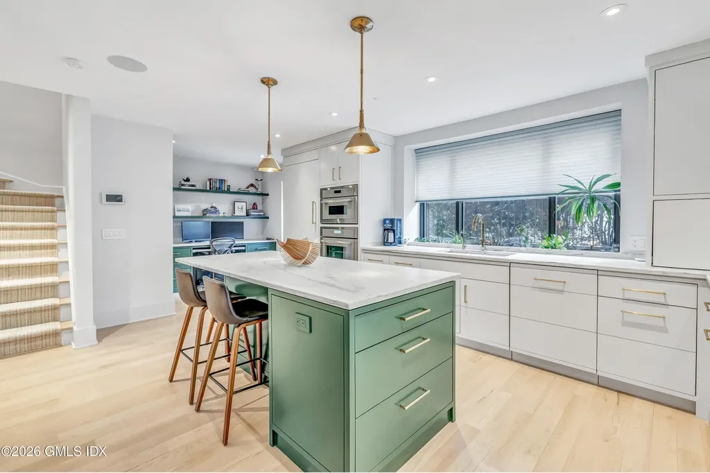 11 Lafayette Court Greenwich CT 06830