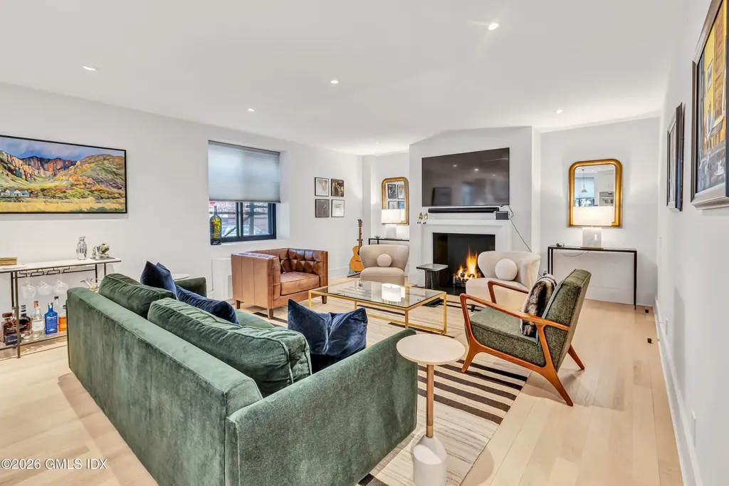 11 Lafayette Court Greenwich CT 06830