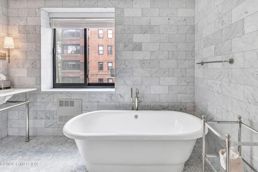 11 Lafayette Court Greenwich CT 06830