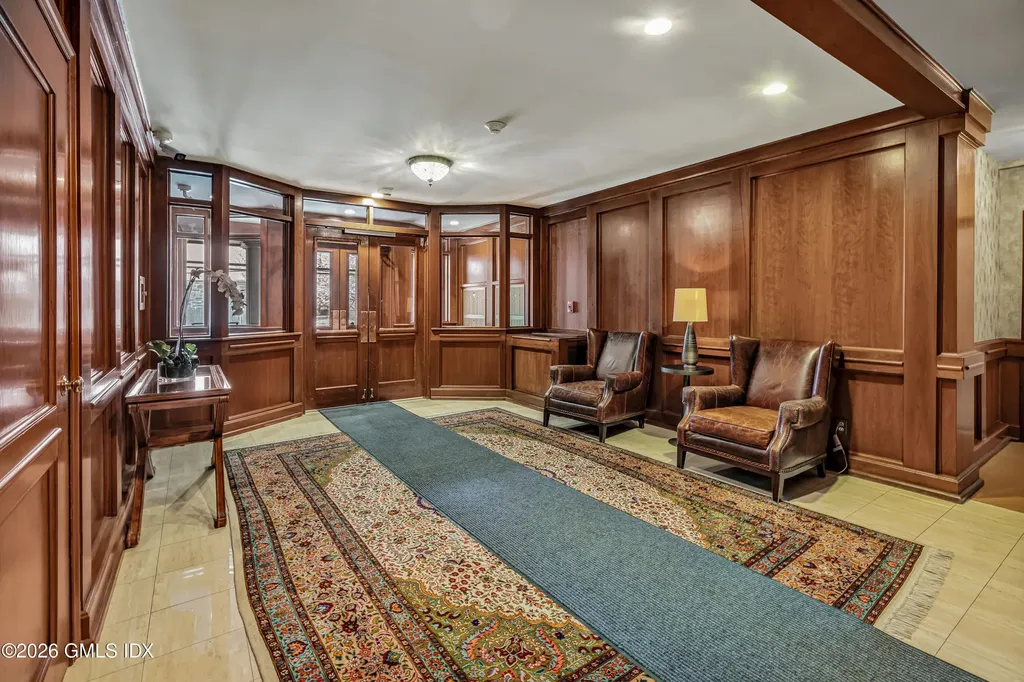 11 Lafayette Court Greenwich CT 06830