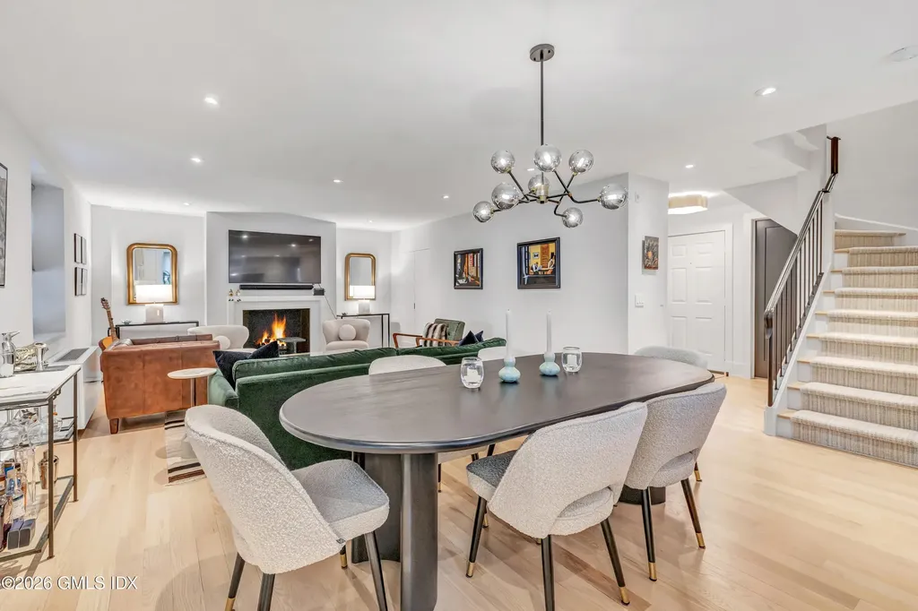11 Lafayette Court Greenwich CT 06830
