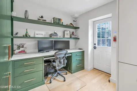 11 Lafayette Court Greenwich CT 06830