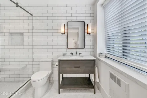 11 Lafayette Court Greenwich CT 06830