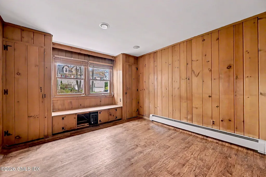 54 Merriman Road Stamford CT 06905