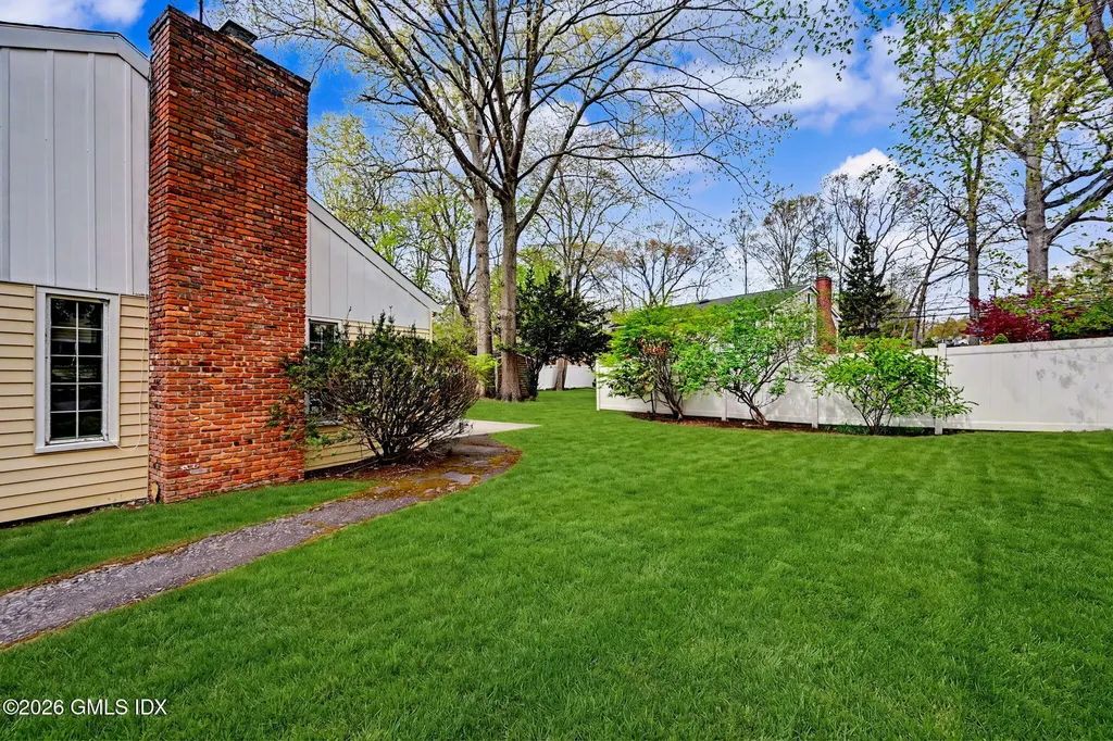 54 Merriman Road Stamford CT 06905
