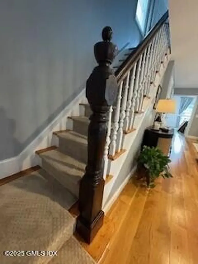 41 Sherwood Place Greenwich CT 06830