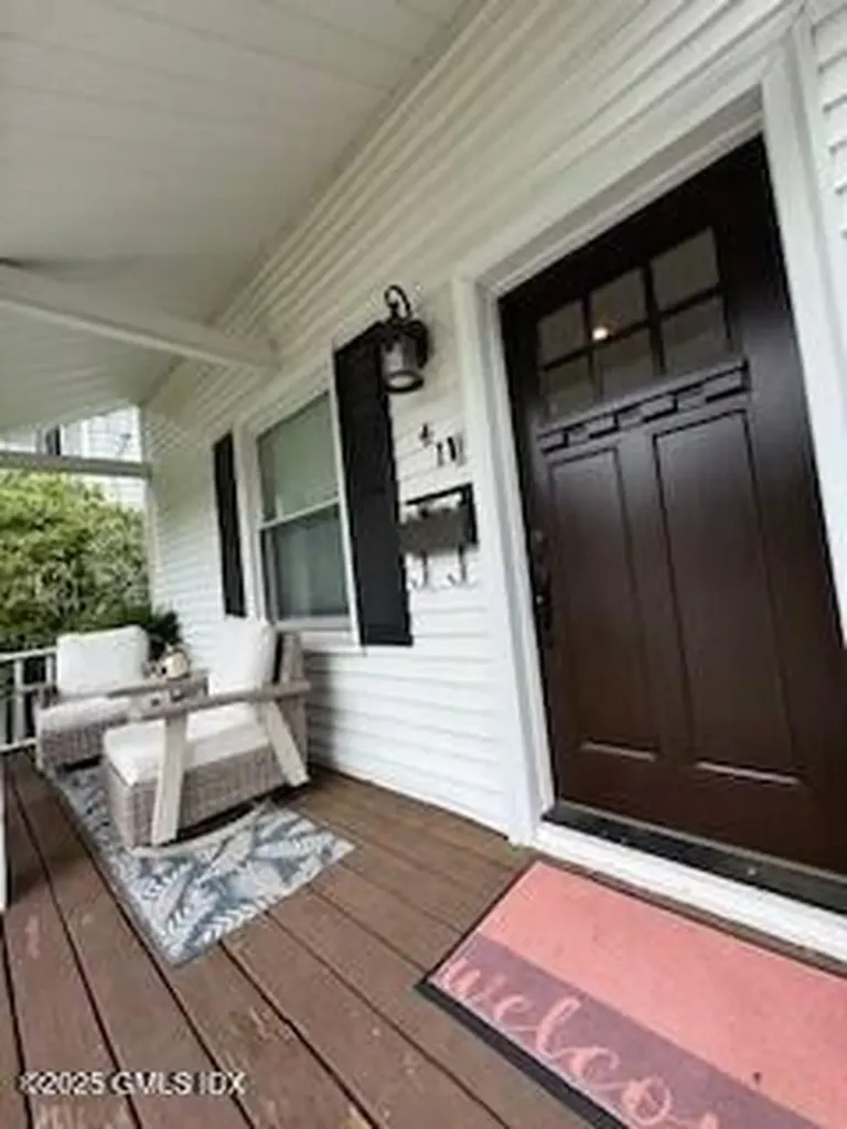 41 Sherwood Place Greenwich CT 06830