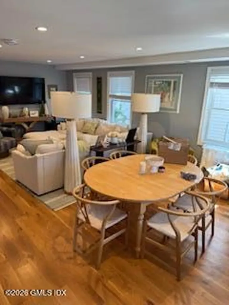 41 Sherwood Place Greenwich CT 06830