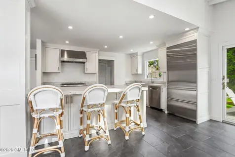 8 Potter Drive Old Greenwich CT 06870