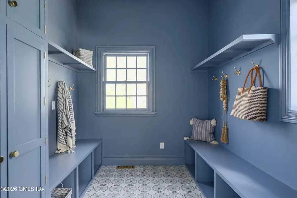 22 Partridge Hill Lane Greenwich CT 06831