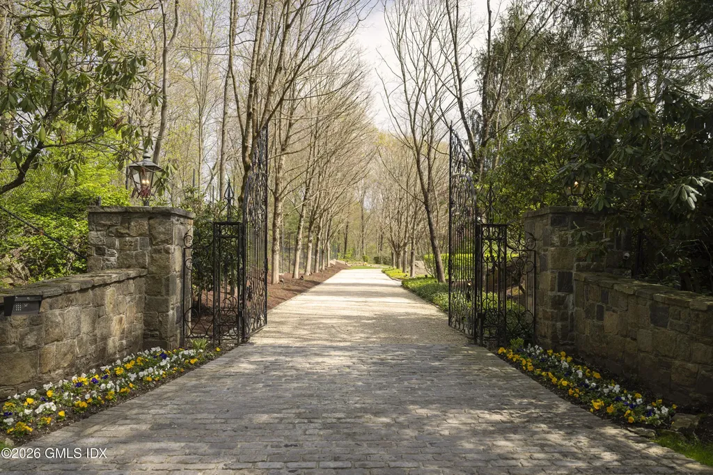 22 Partridge Hill Lane Greenwich CT 06831
