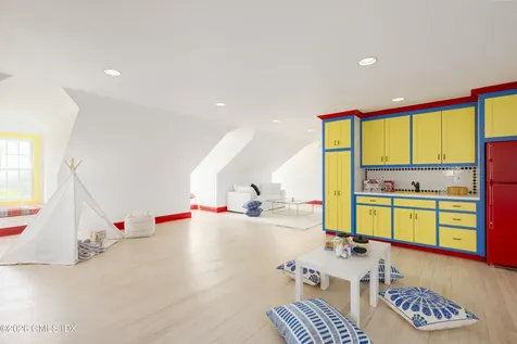 22 Partridge Hill Lane Greenwich CT 06831