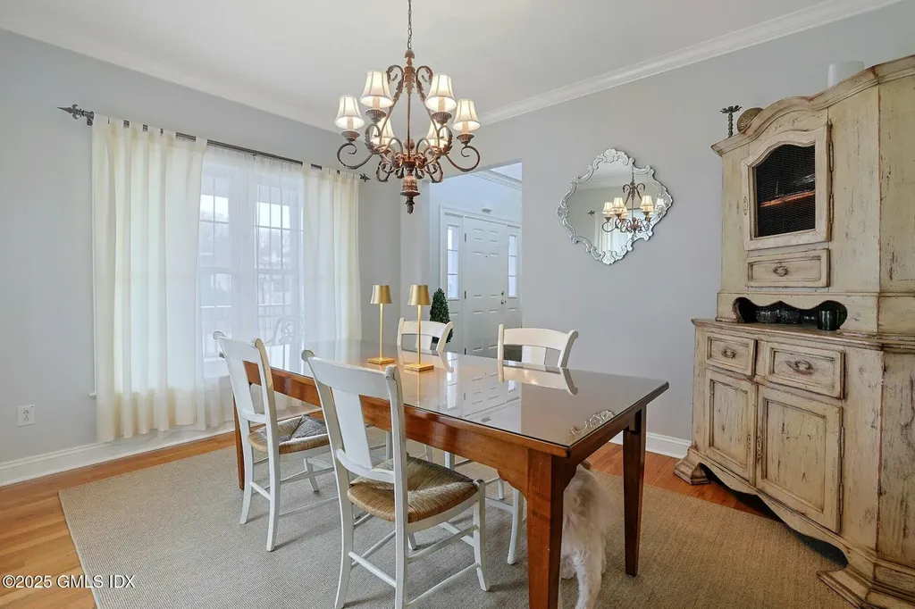 19 Cross Street Greenwich CT 06831
