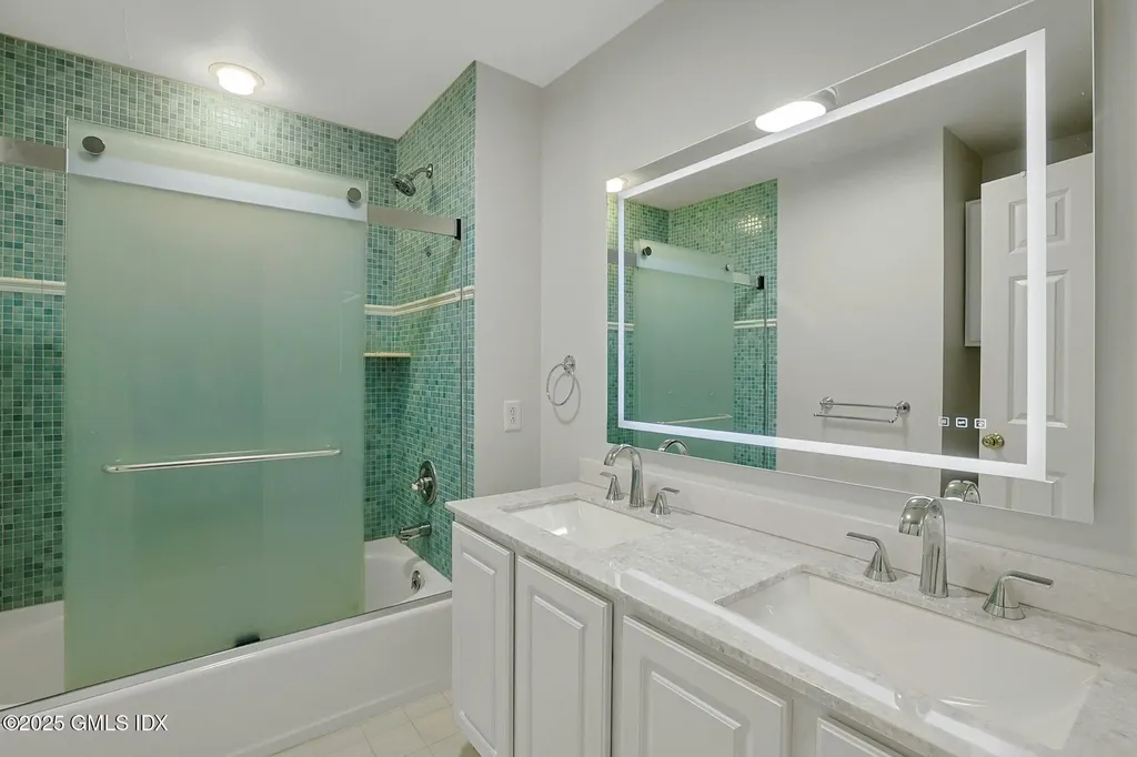 19 Cross Street Greenwich CT 06831