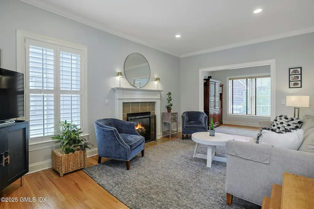 19 Cross Street Greenwich CT 06831
