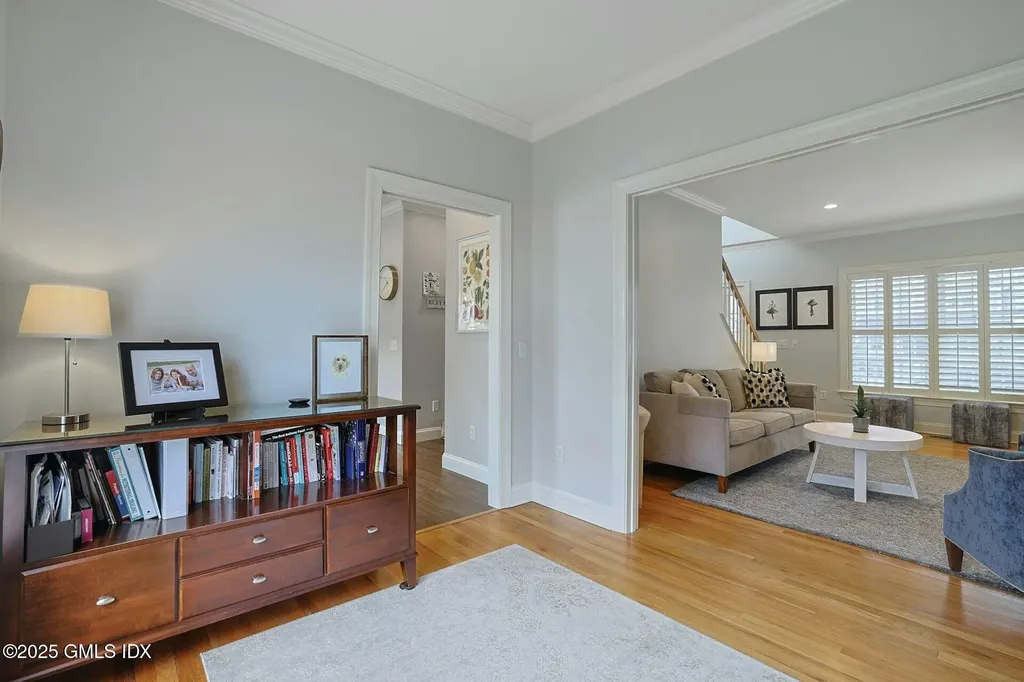 19 Cross Street Greenwich CT 06831