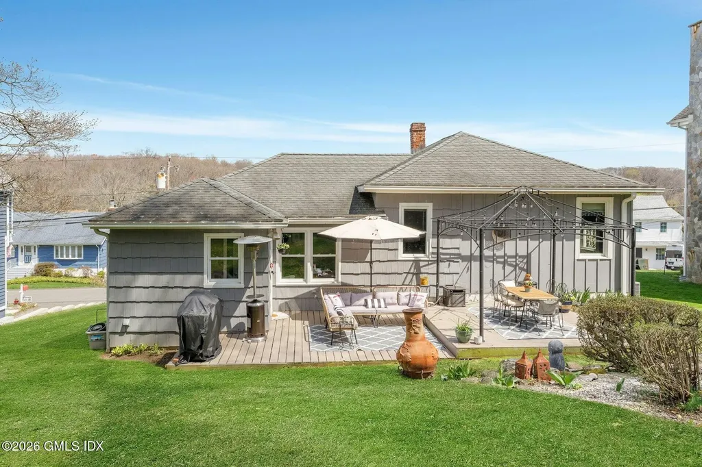 42 Nicholas Avenue Greenwich CT 06831