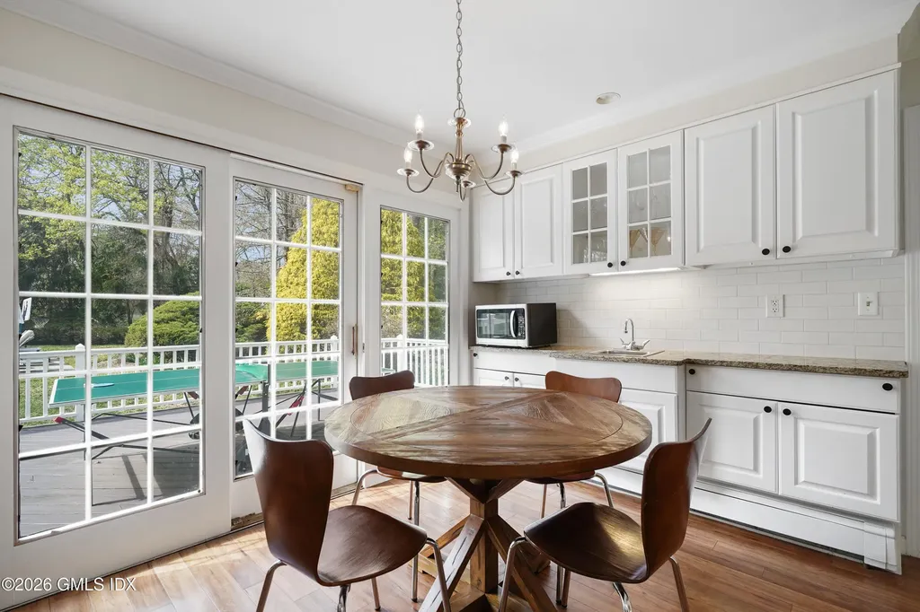 2 Daffodil Lane Cos Cob CT 06807