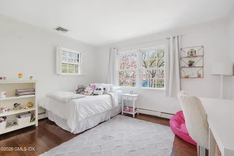 2 Daffodil Lane Cos Cob CT 06807