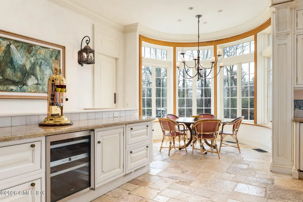 524 Lake Avenue Greenwich CT 06830