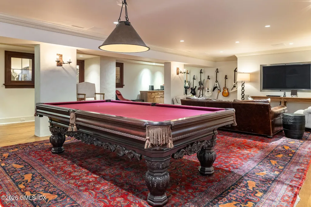 524 Lake Avenue Greenwich CT 06830