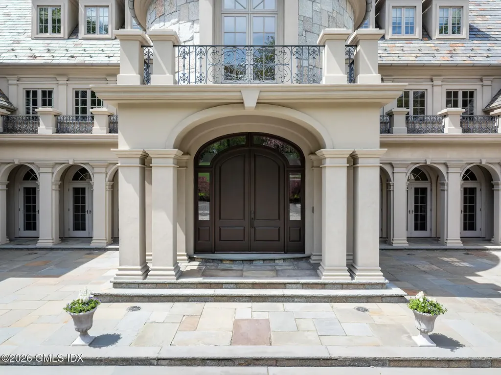 524 Lake Avenue Greenwich CT 06830