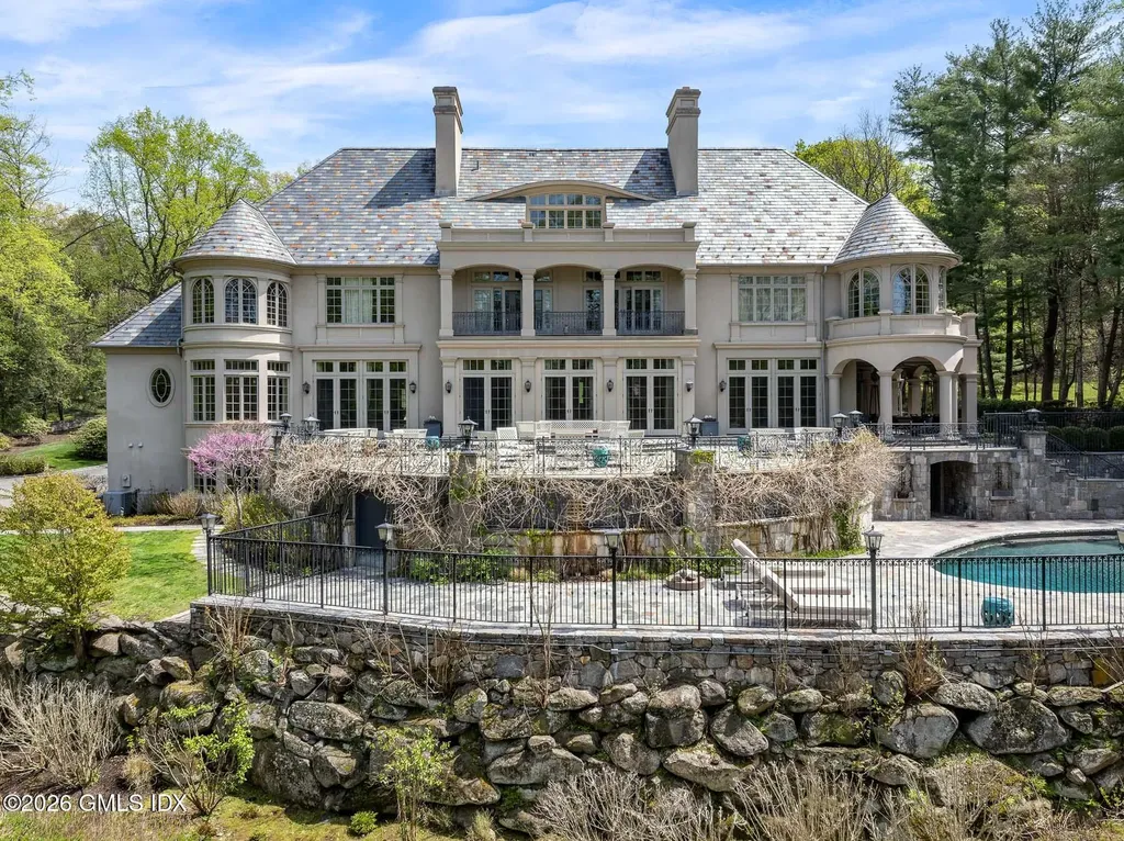 524 Lake Avenue Greenwich CT 06830