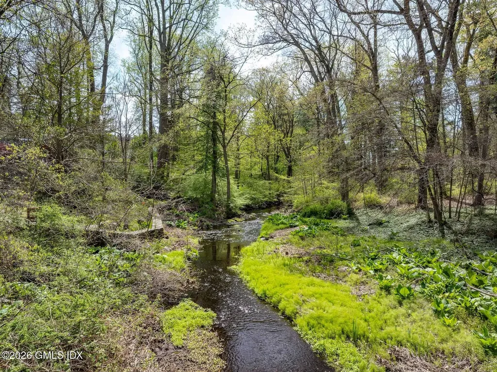 524 Lake Avenue Greenwich CT 06830