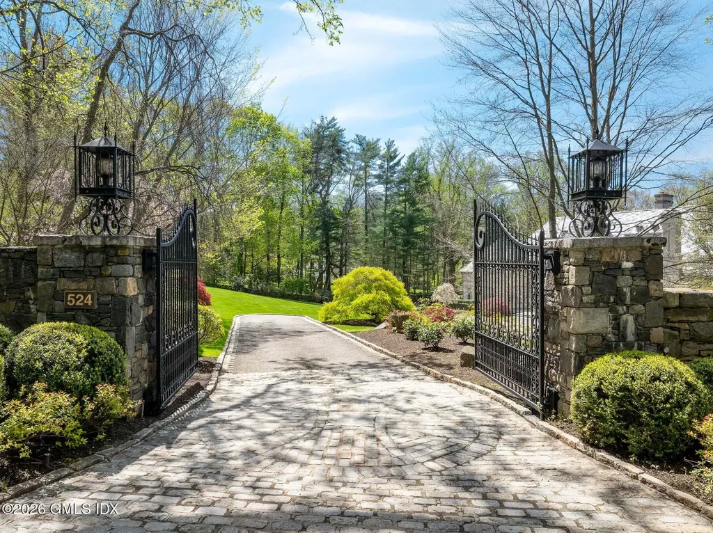 524 Lake Avenue Greenwich CT 06830