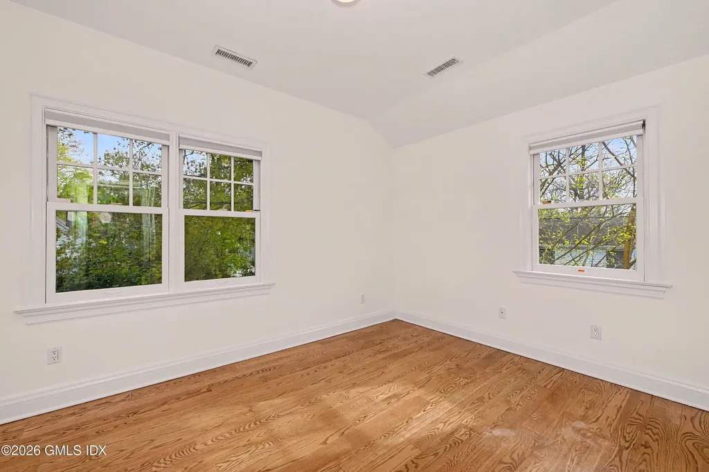 34 Macarthur Drive Old Greenwich CT 06870