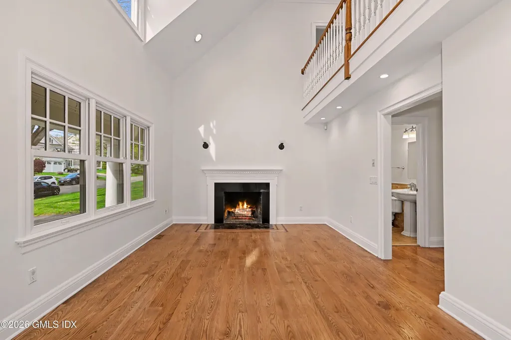 34 Macarthur Drive Old Greenwich CT 06870
